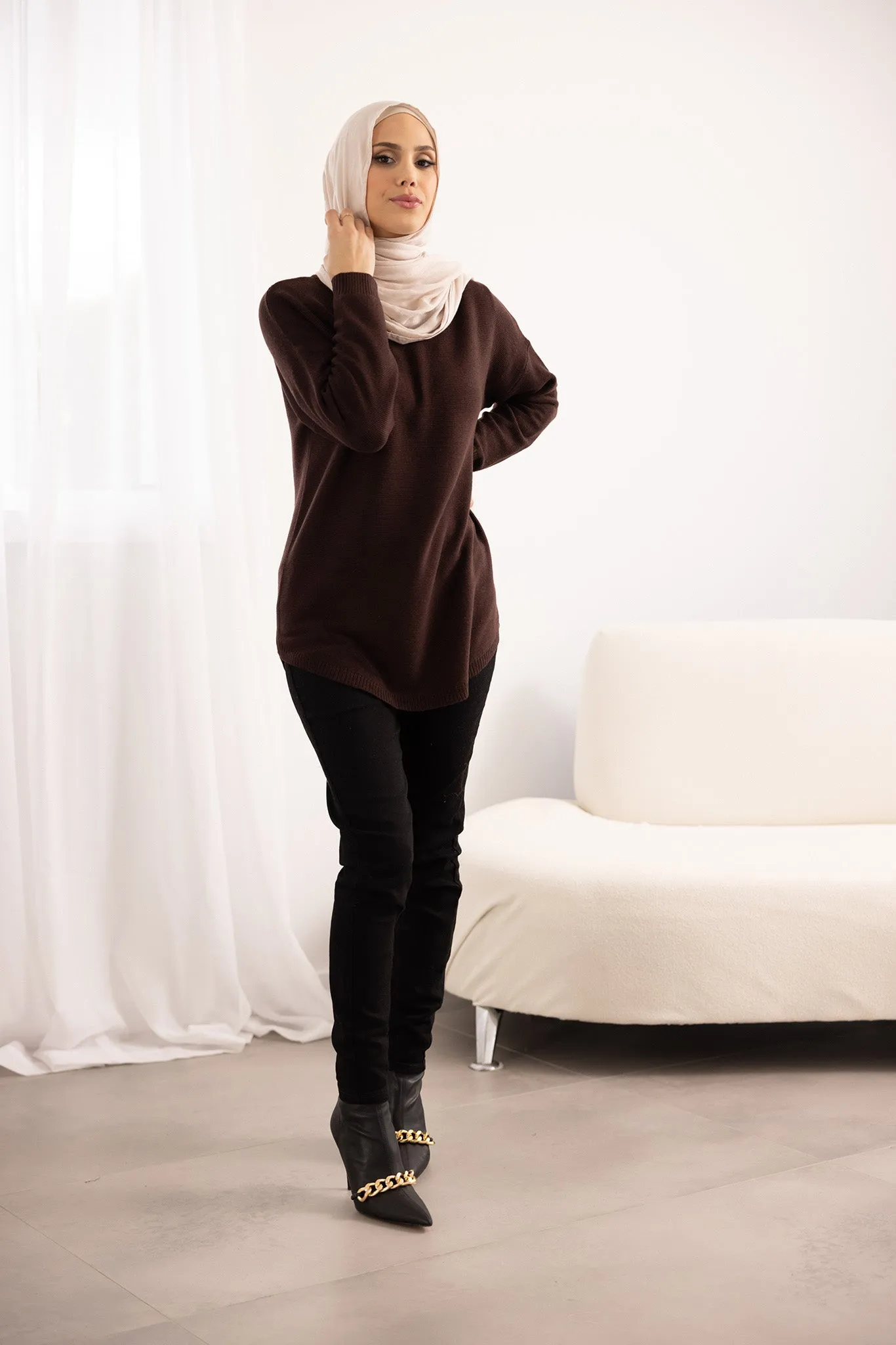 Curved Hem Pullover Knit Top - Dark Shades