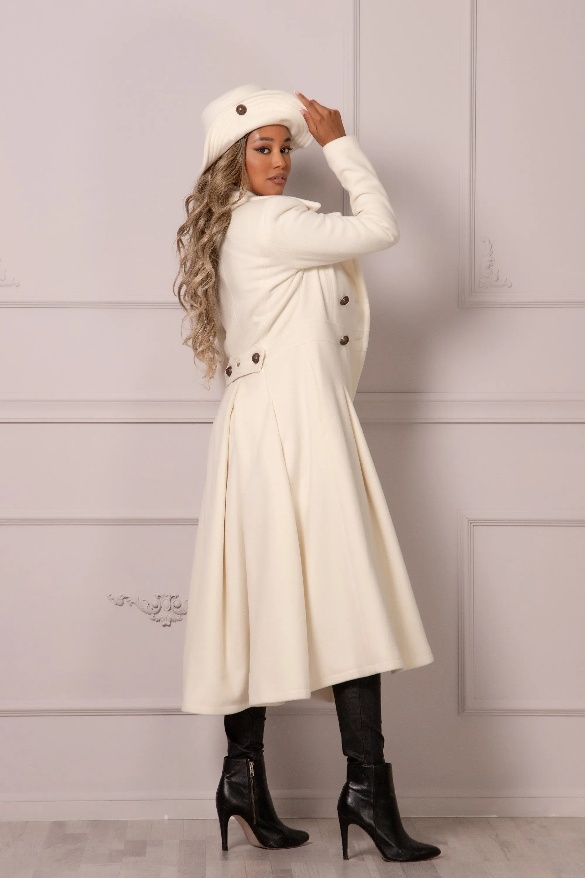 EXTRAVAGANT TRENCH COAT