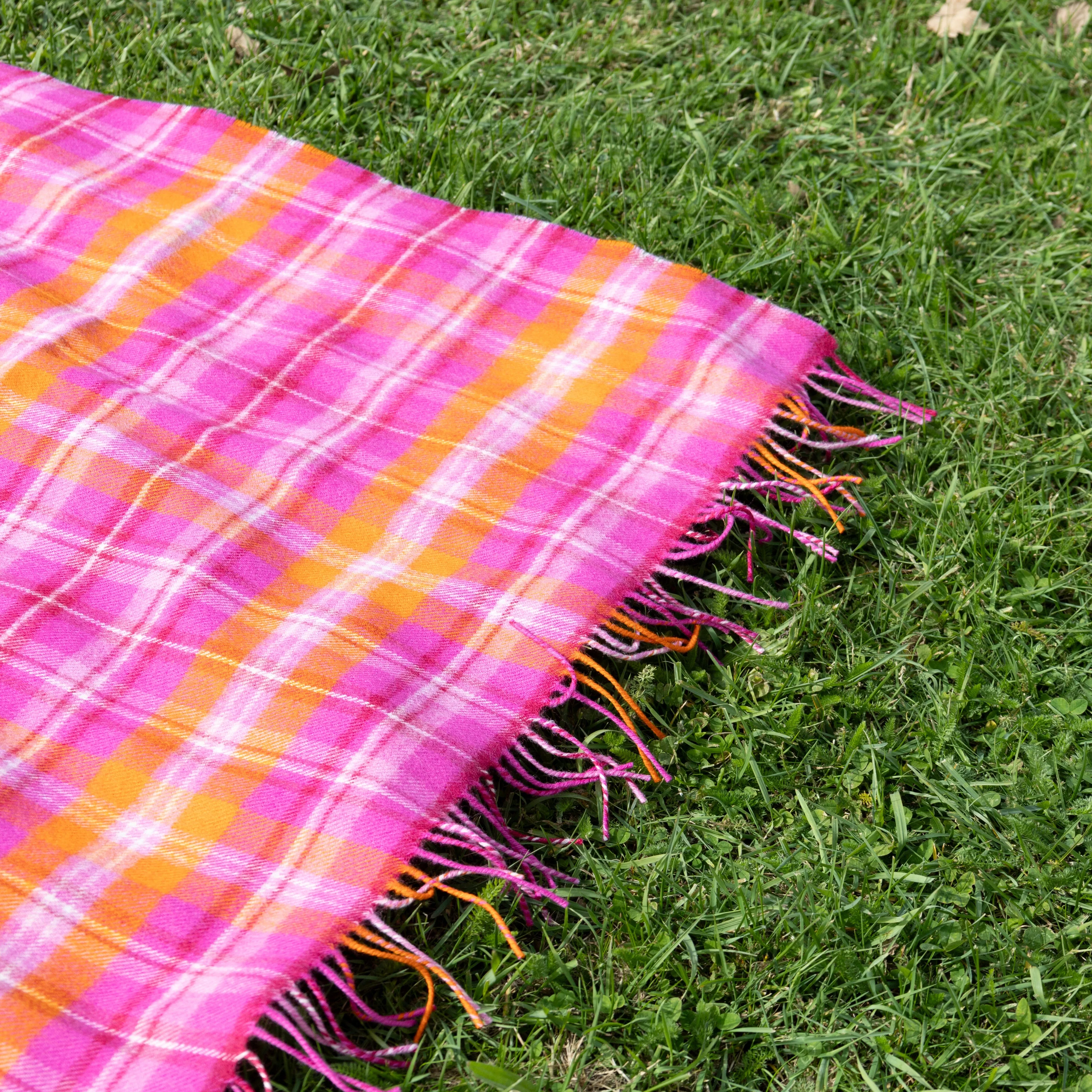 Fizzy Fleece Tartan Lambswool Blanket