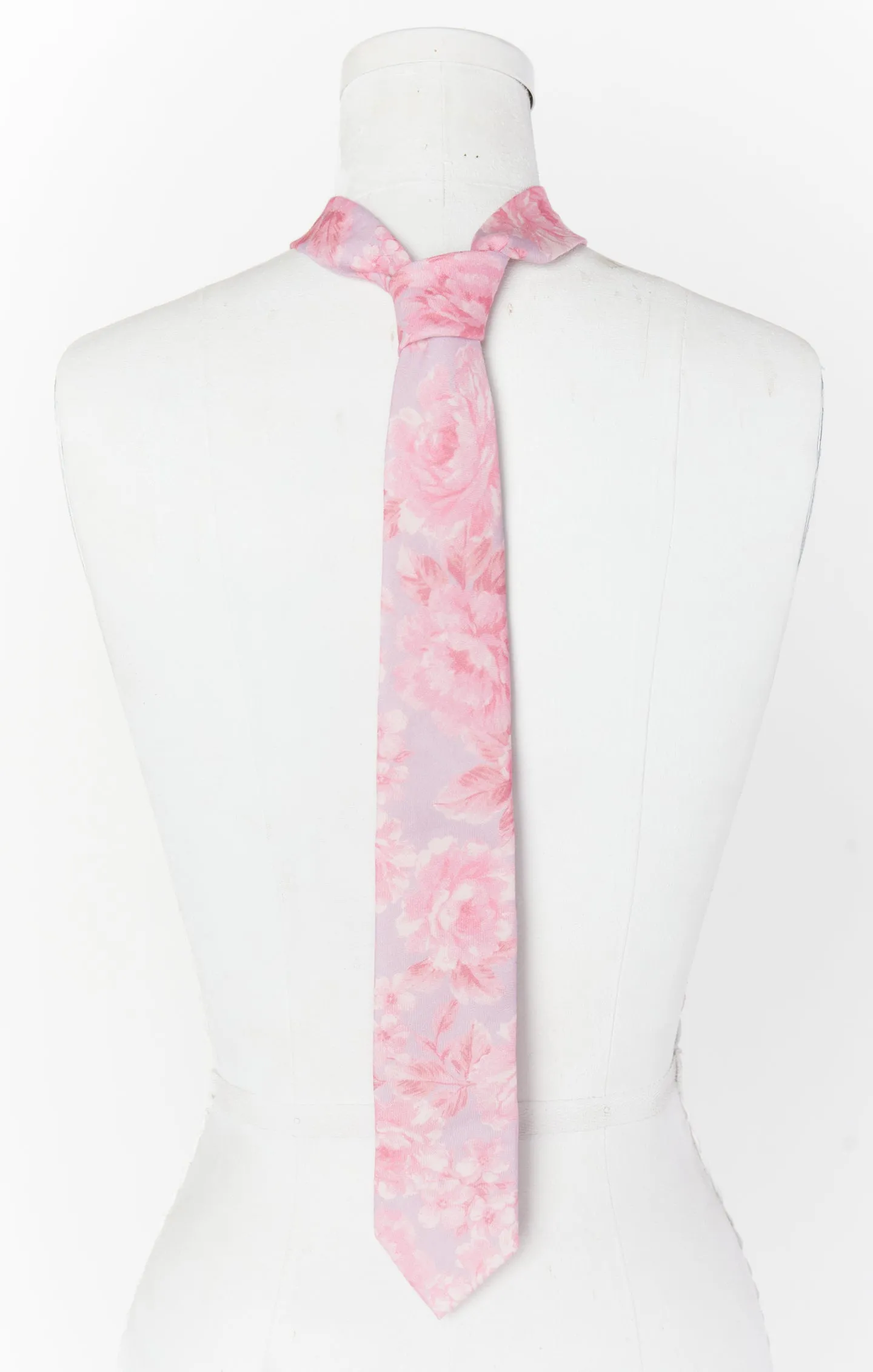 Nico Neck Tie ~ Blushing Floral