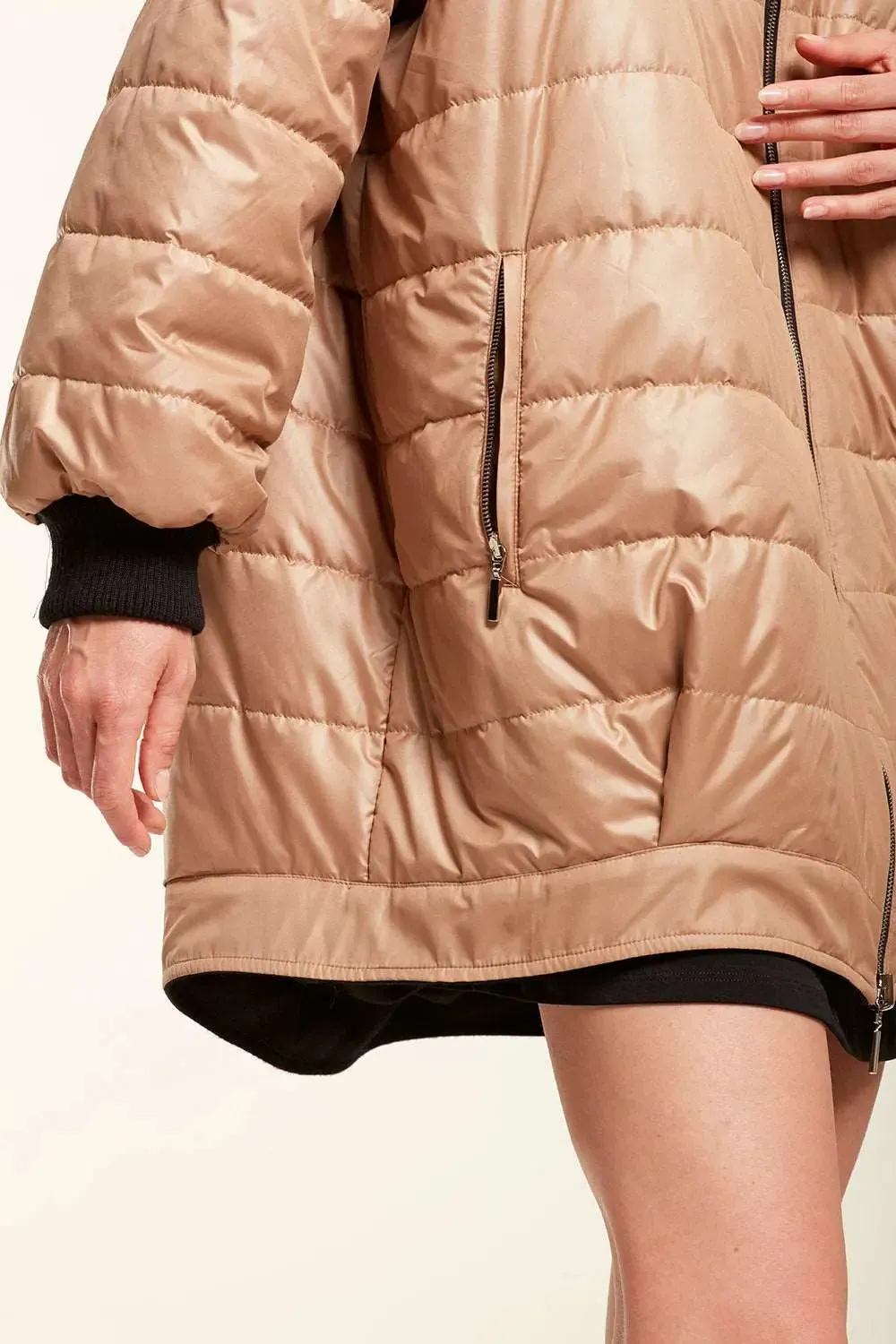 Reversible puffer jacket with fur trim hood