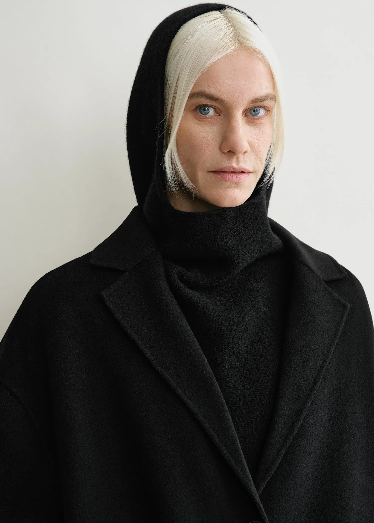 Wool cashmere hoodie bib black